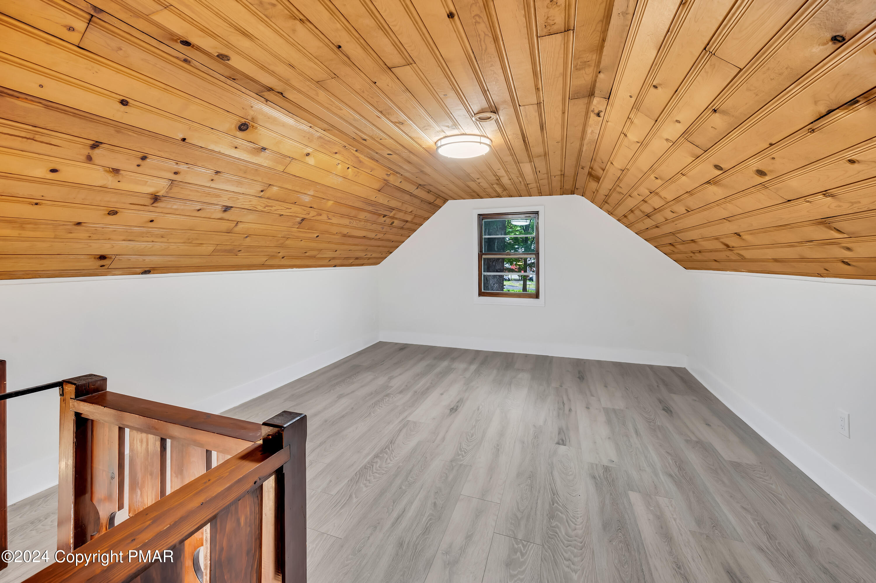 153 Bromley Road