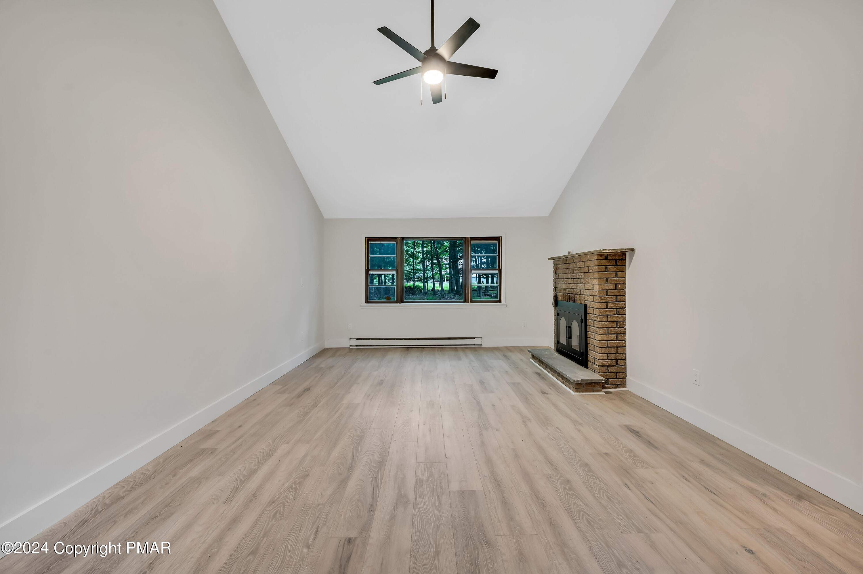 153 Bromley Road