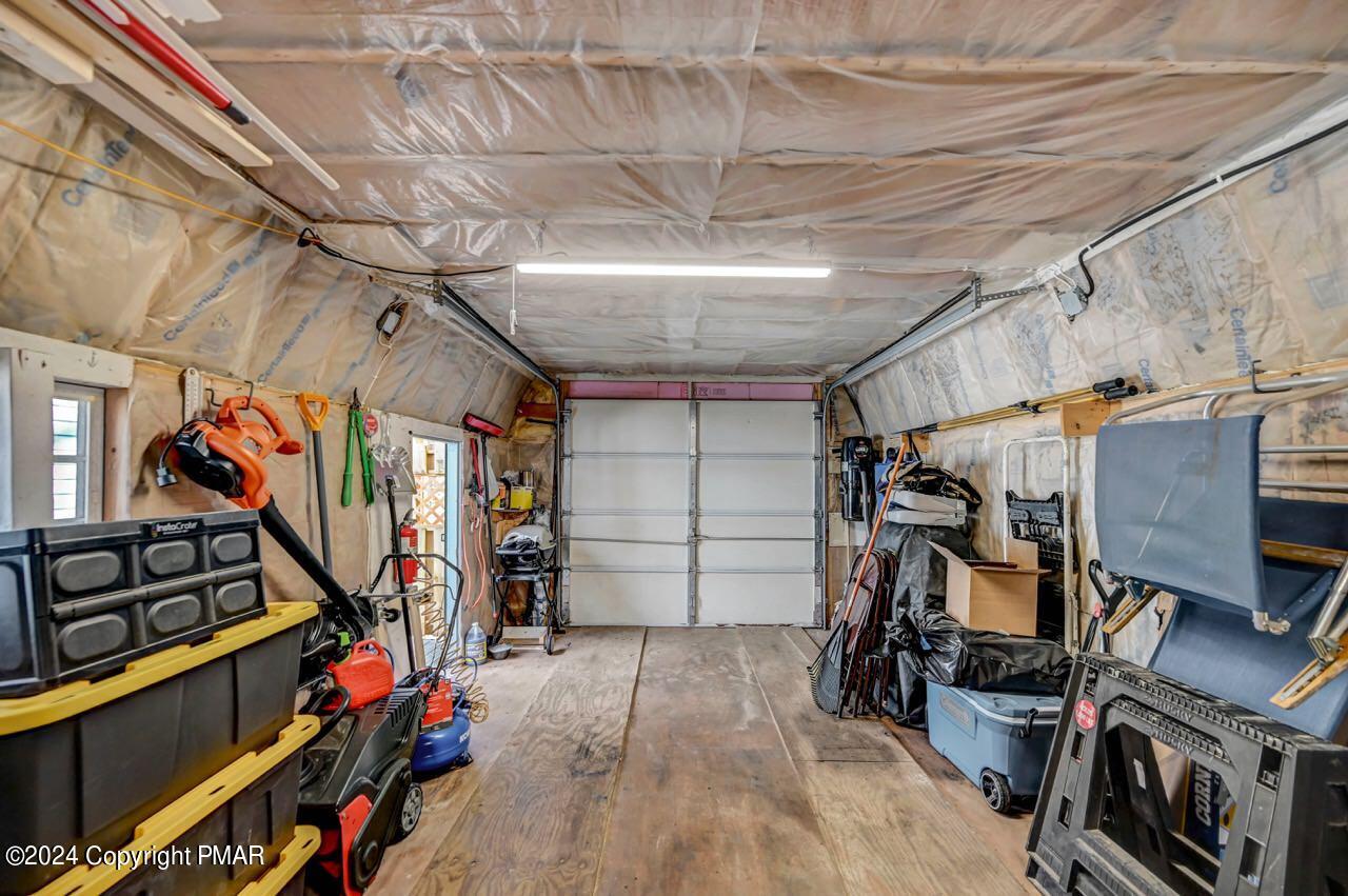 117 Rustic Road