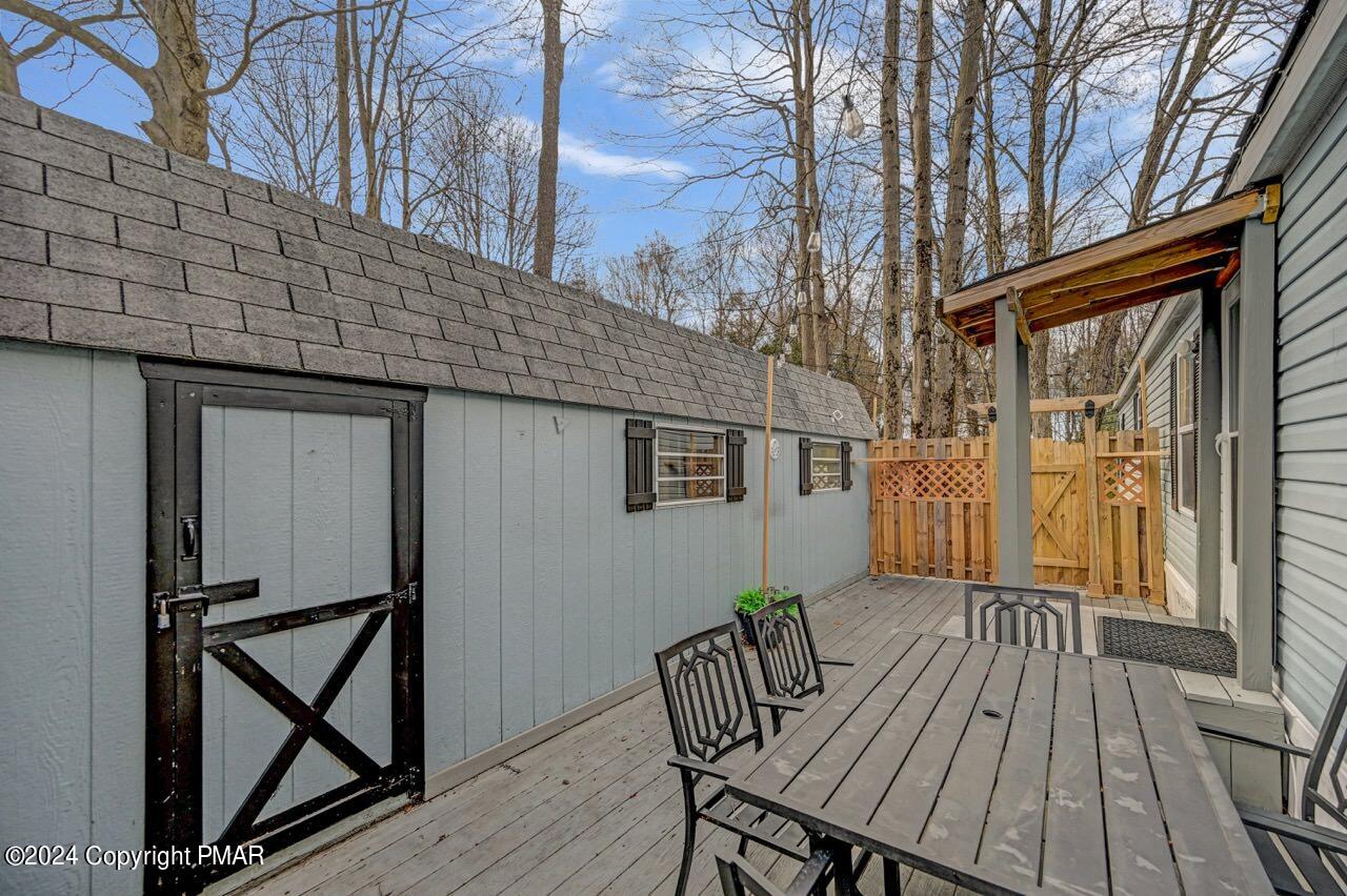 117 Rustic Road