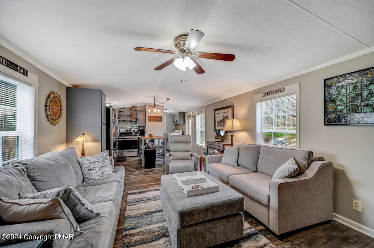117 Rustic Road