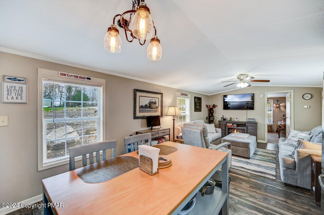 117 Rustic Road