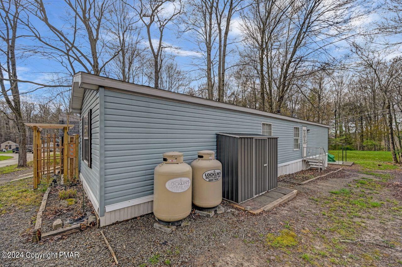 117 Rustic Road