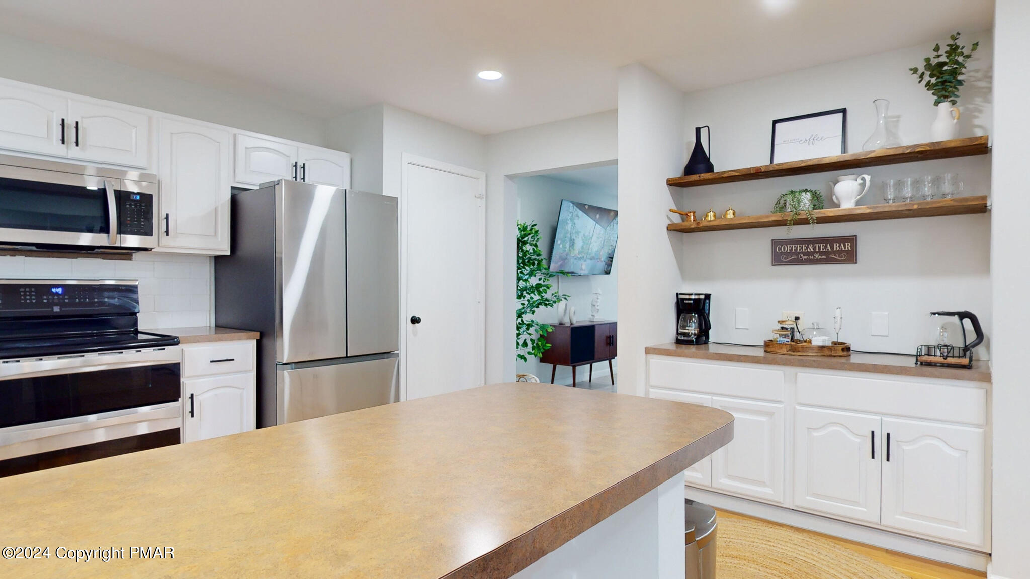 4140 Devon Drive