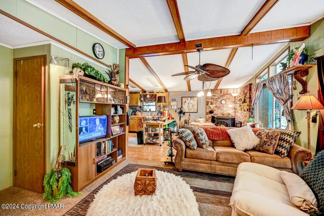 8118 Acorn Court