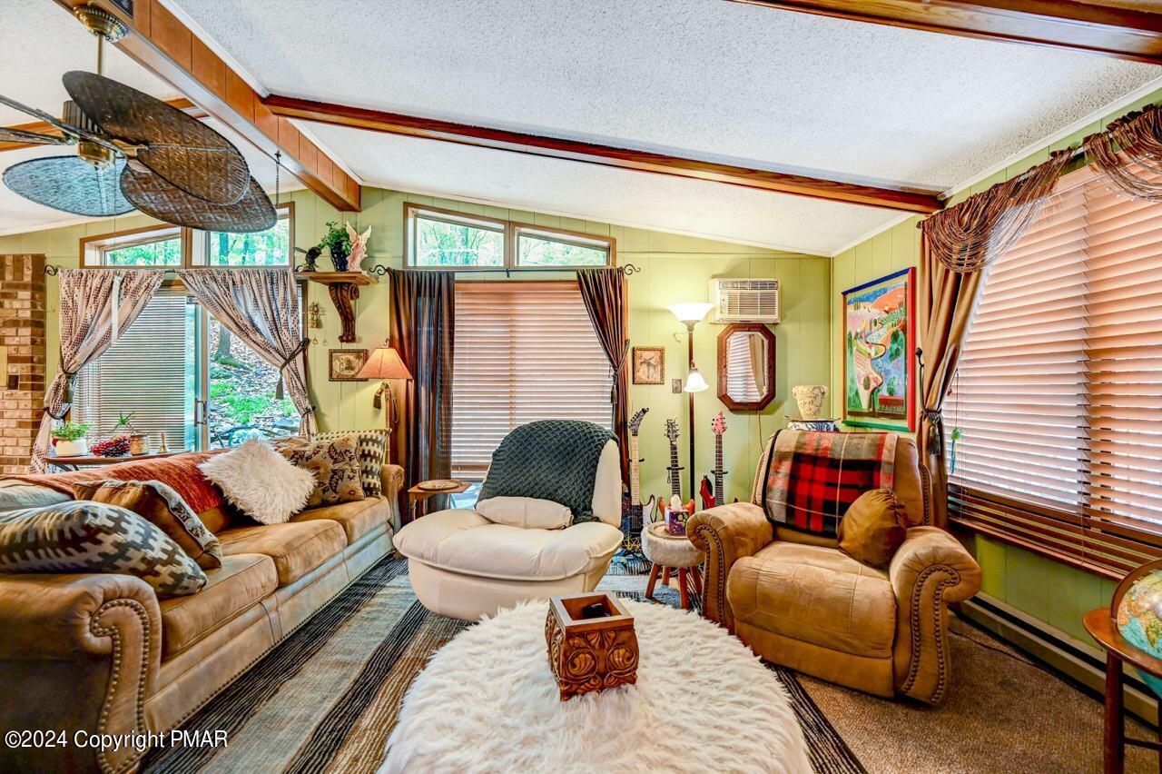 8118 Acorn Court