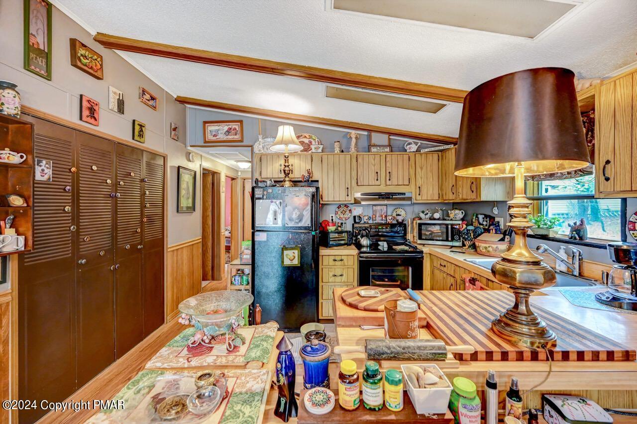 8118 Acorn Court