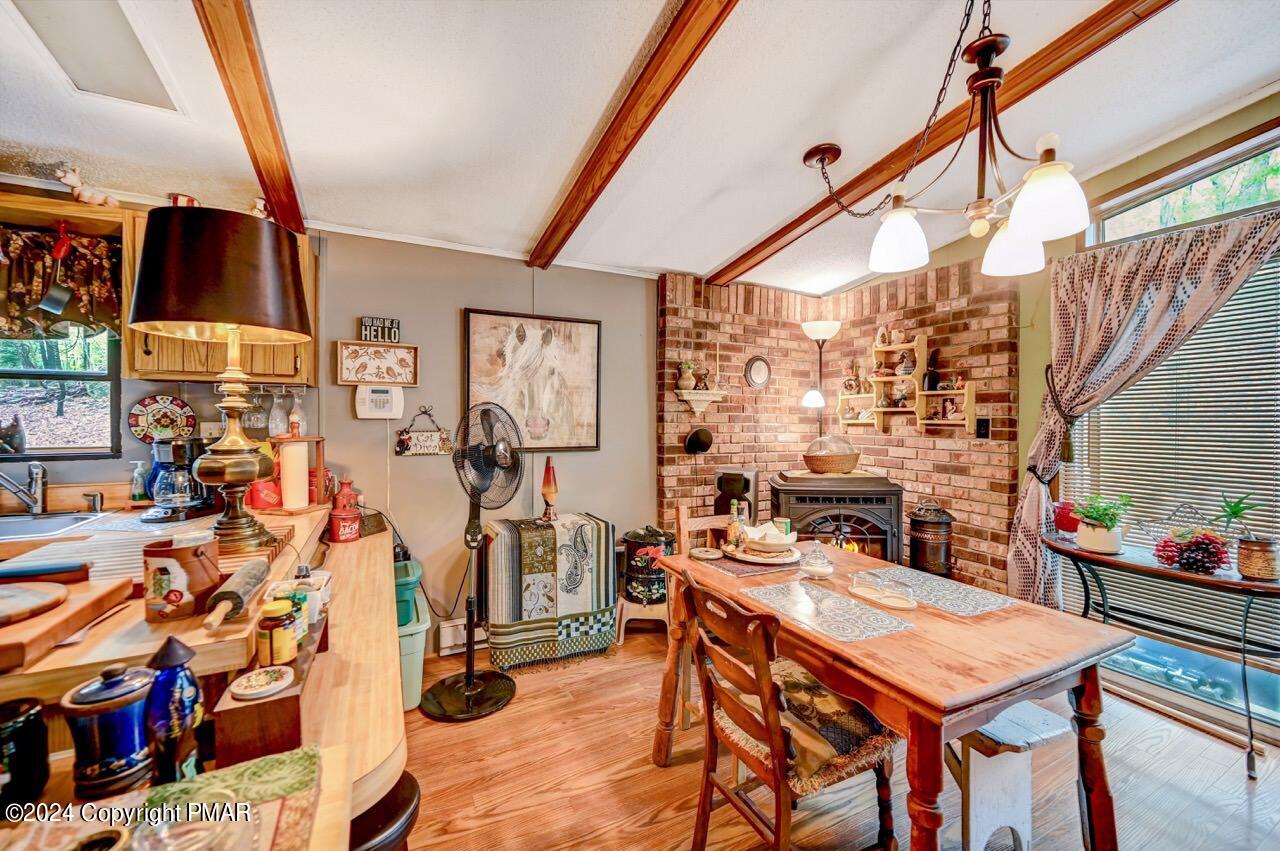 8118 Acorn Court