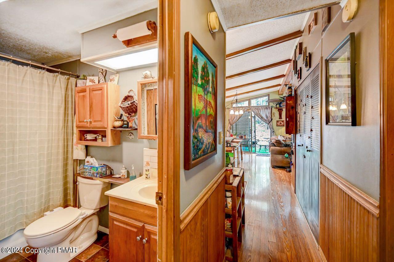 8118 Acorn Court