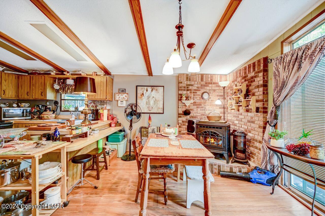 8118 Acorn Court