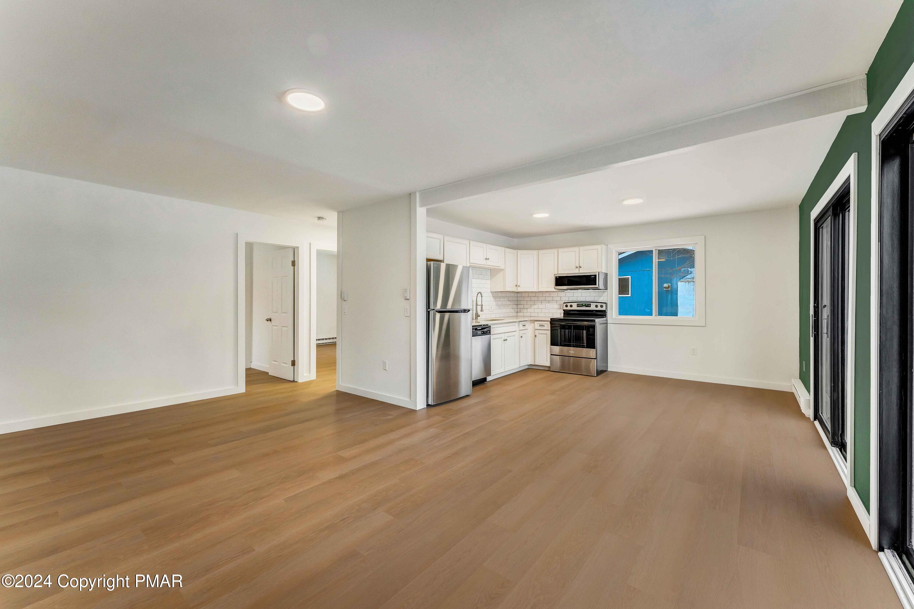 6124 Boardwalk Drive