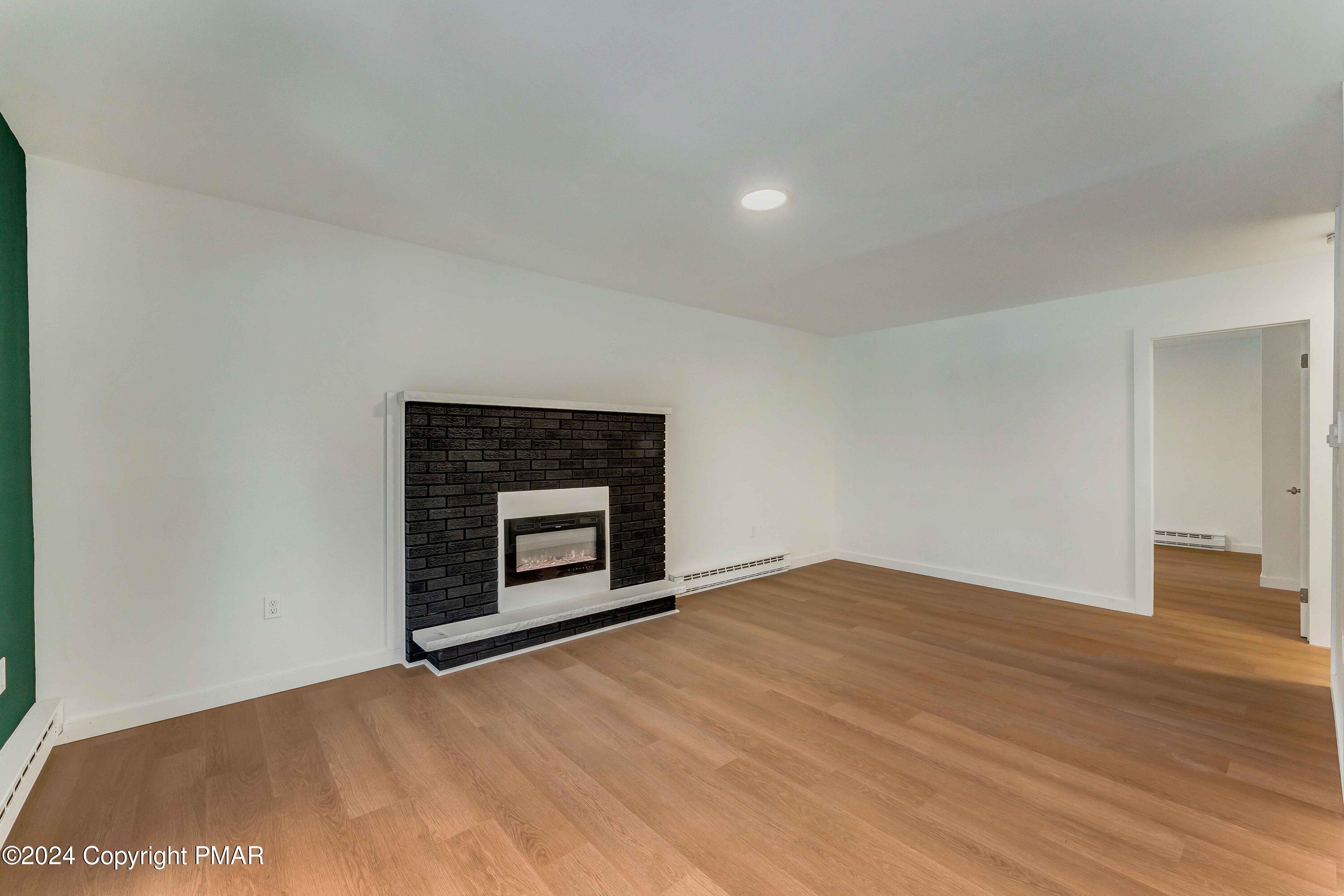 6124 Boardwalk Drive
