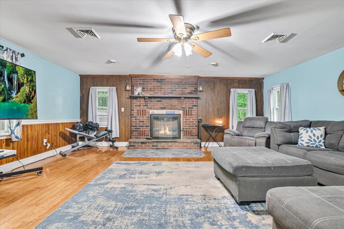 3405 Masons Lane