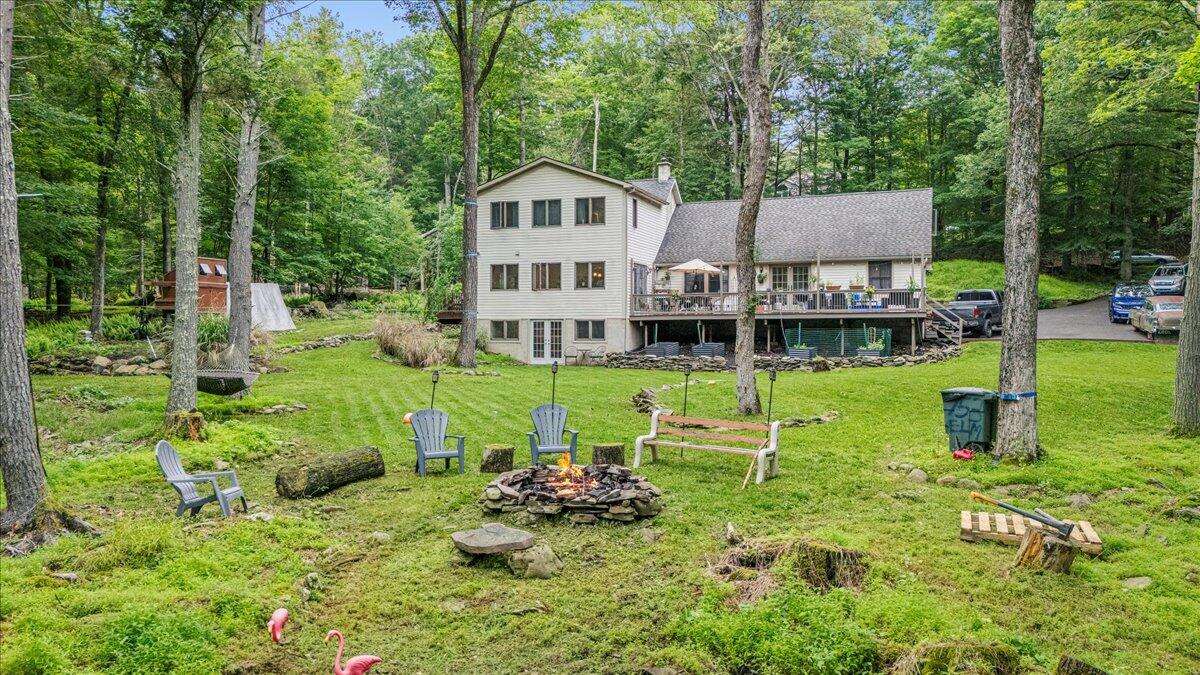 1079 Marshalls Creek Road