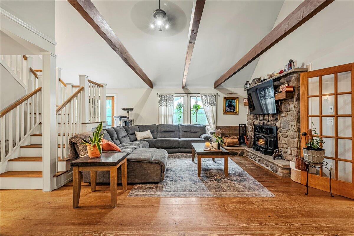 1079 Marshalls Creek Road