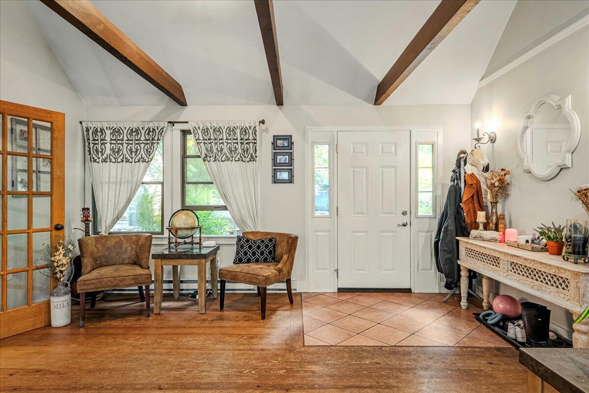 1079 Marshalls Creek Road