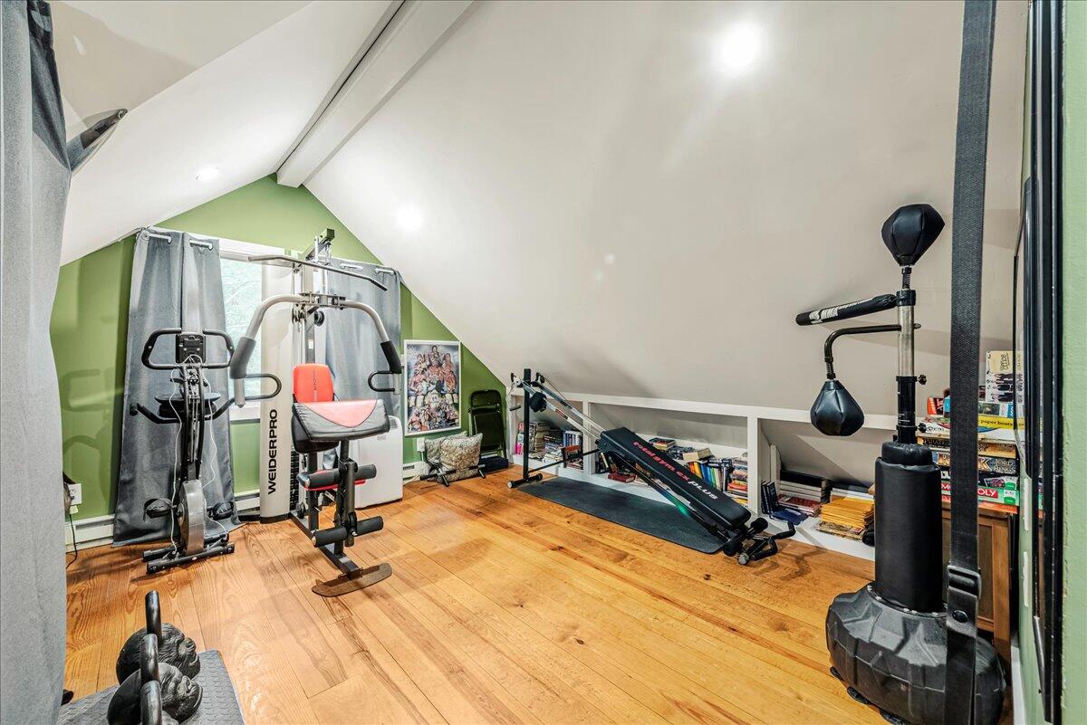 1079 Marshalls Creek Road