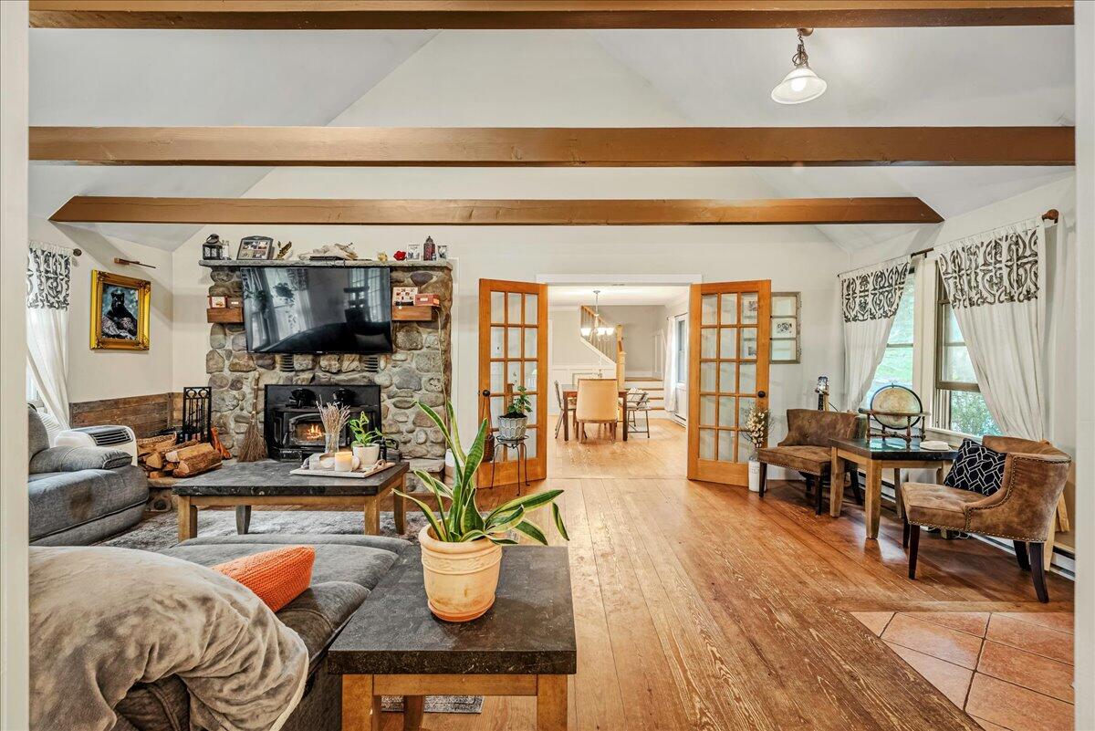 1079 Marshalls Creek Road