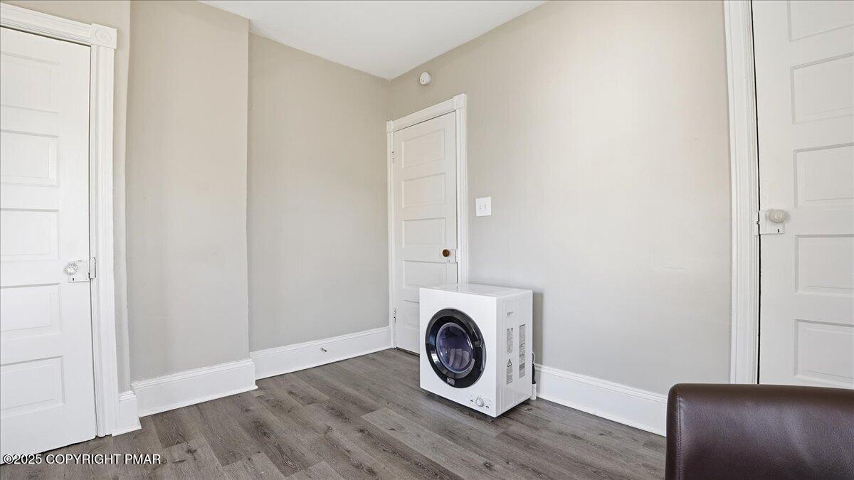 109 Pen Argyl Street