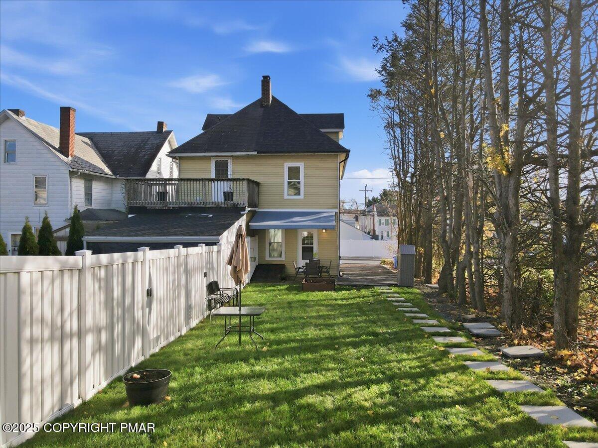 109 Pen Argyl Street