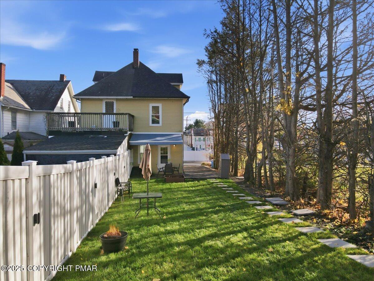 109 Pen Argyl Street