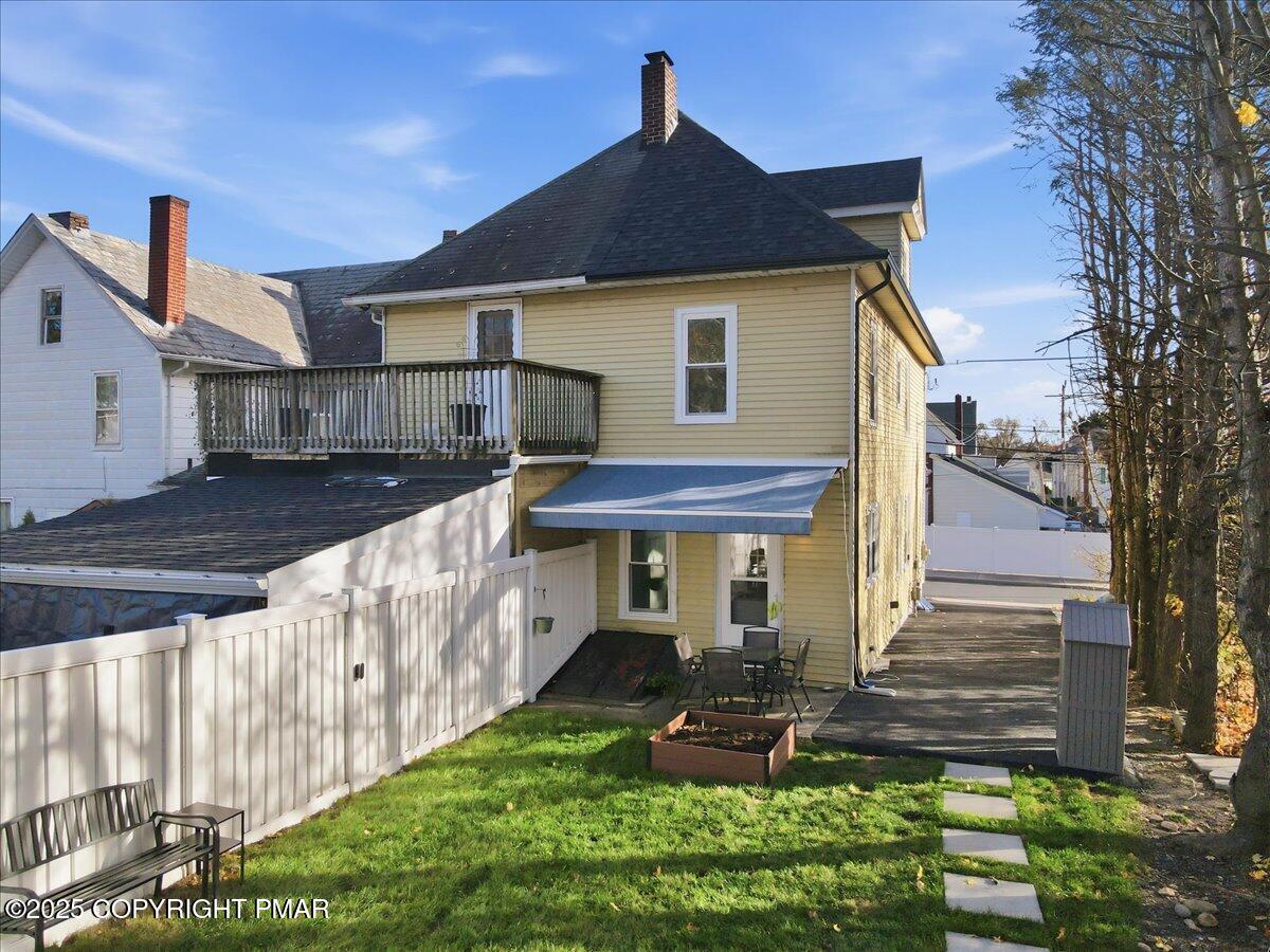 109 Pen Argyl Street