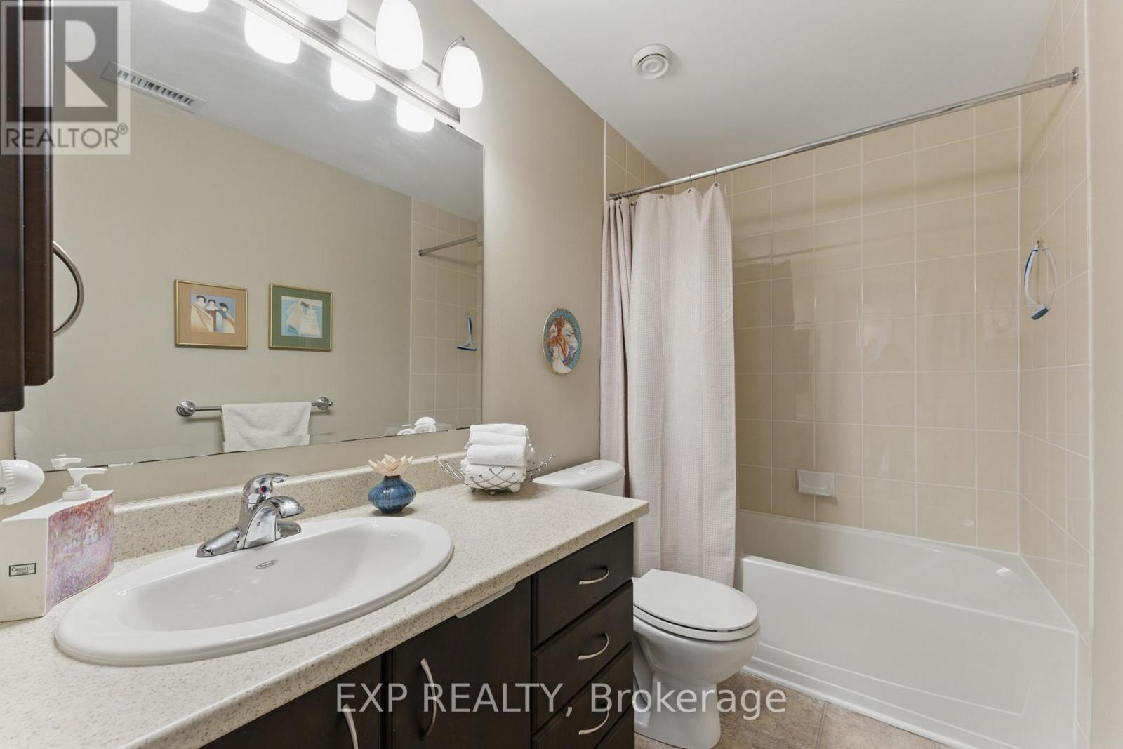 402 - 760 CHAPMAN MILLS DRIVE