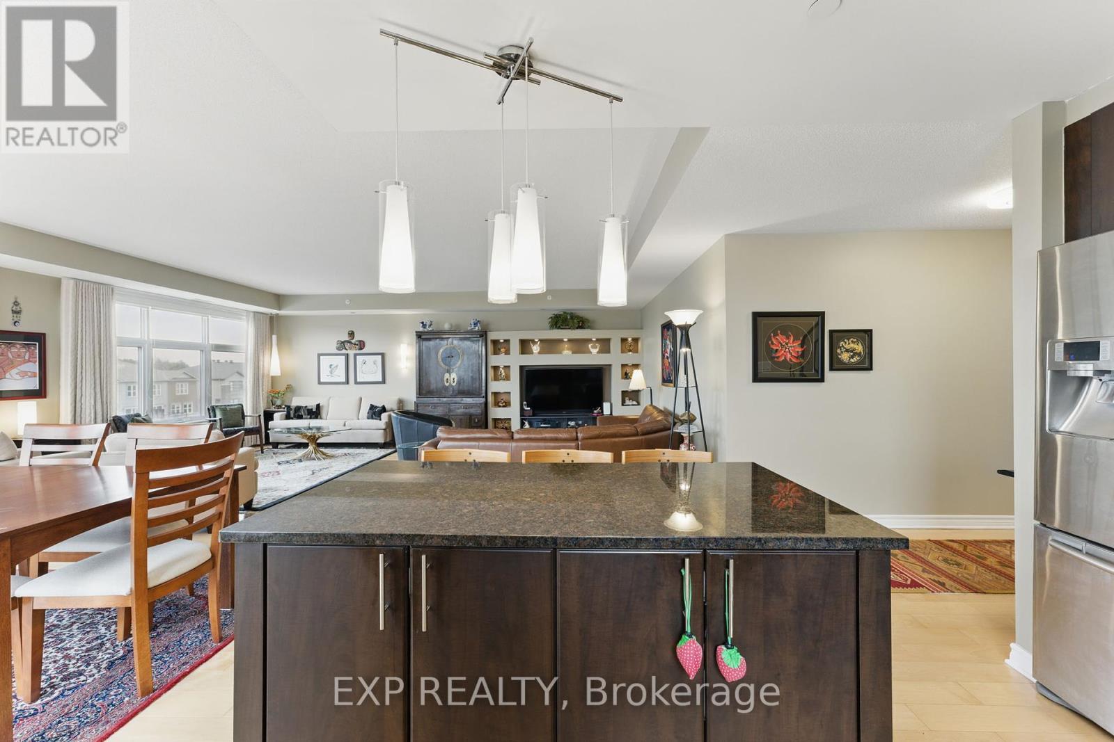402 - 760 CHAPMAN MILLS DRIVE