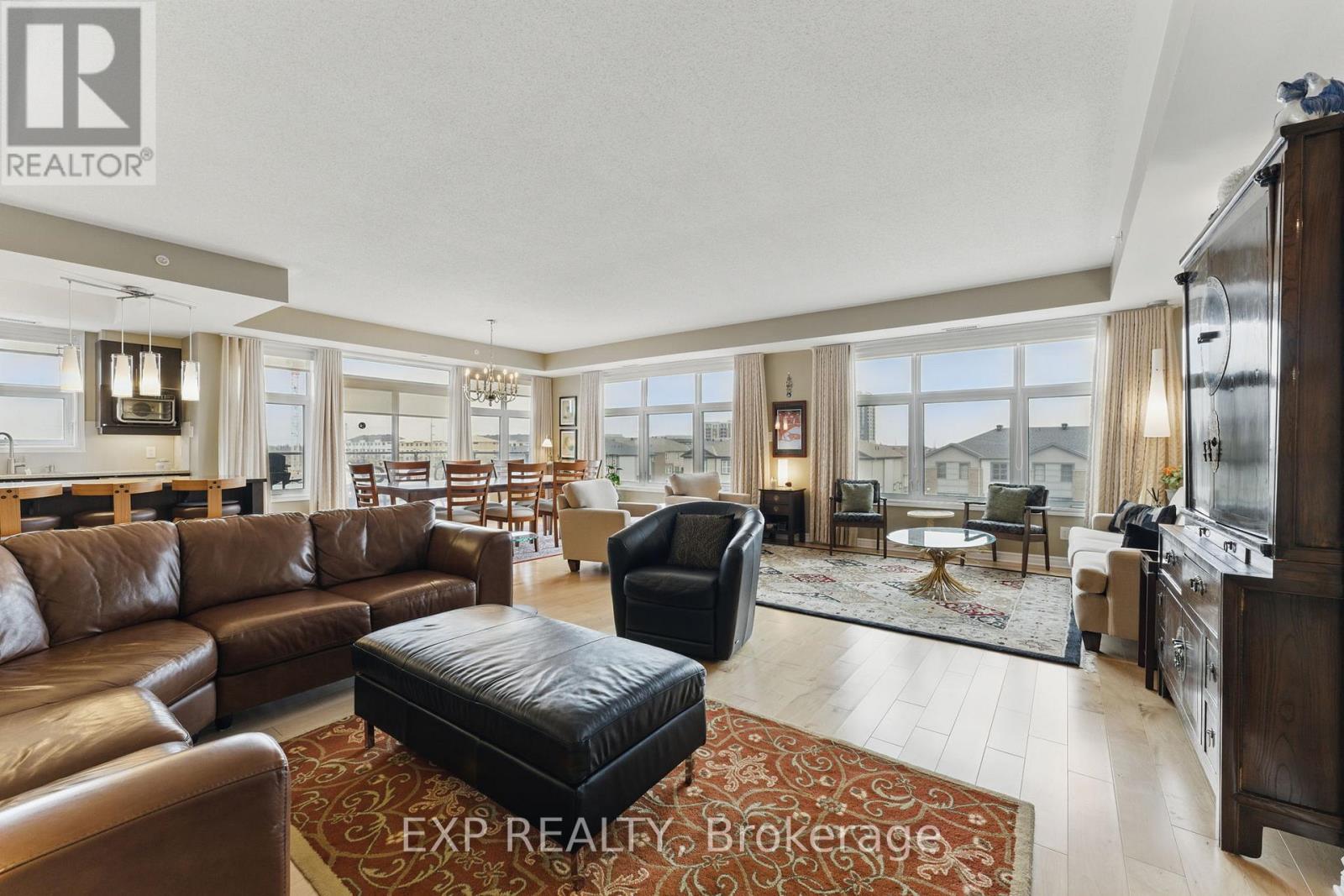 402 - 760 CHAPMAN MILLS DRIVE