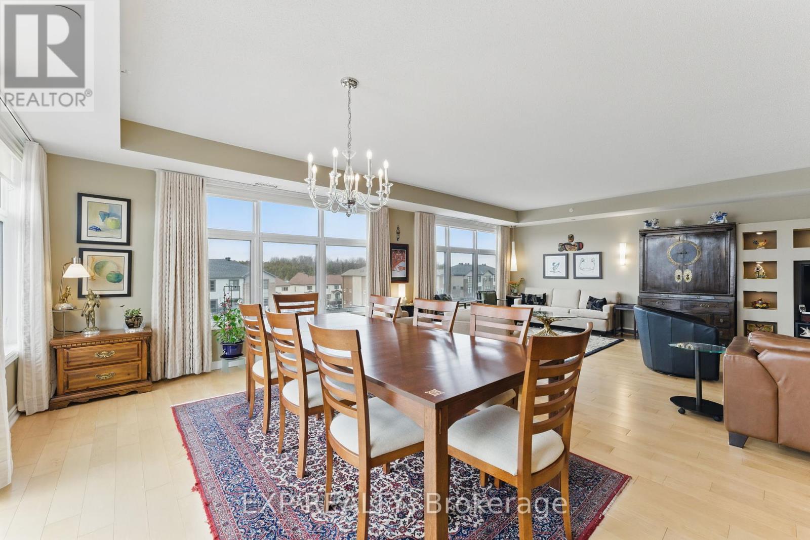 402 - 760 CHAPMAN MILLS DRIVE
