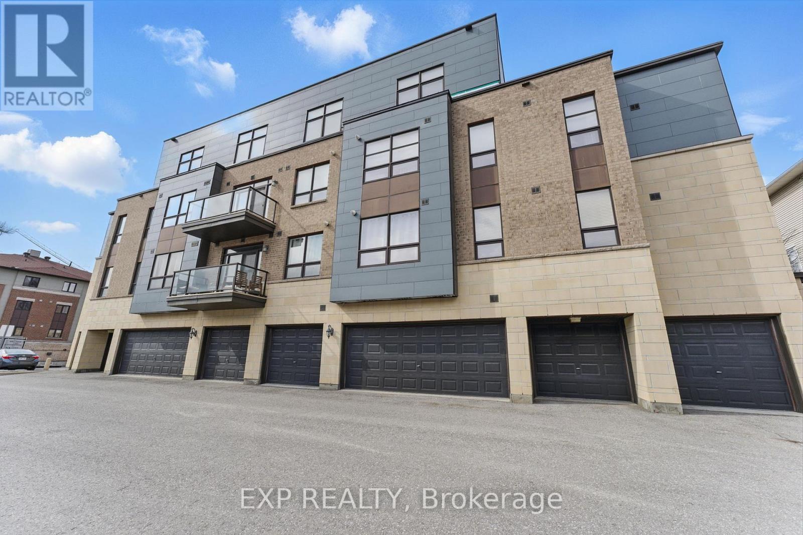 402 - 760 CHAPMAN MILLS DRIVE