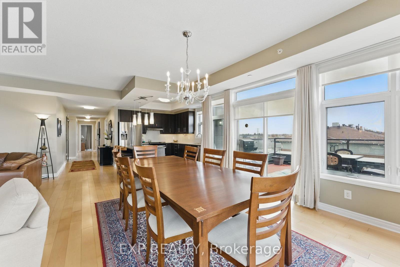 402 - 760 CHAPMAN MILLS DRIVE