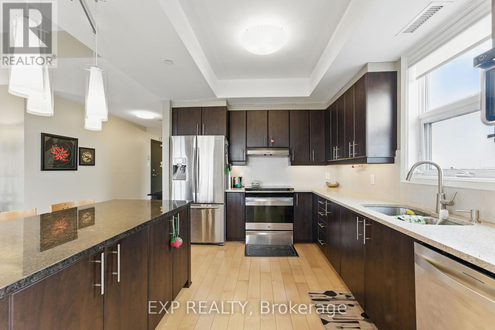 402 - 760 CHAPMAN MILLS DRIVE