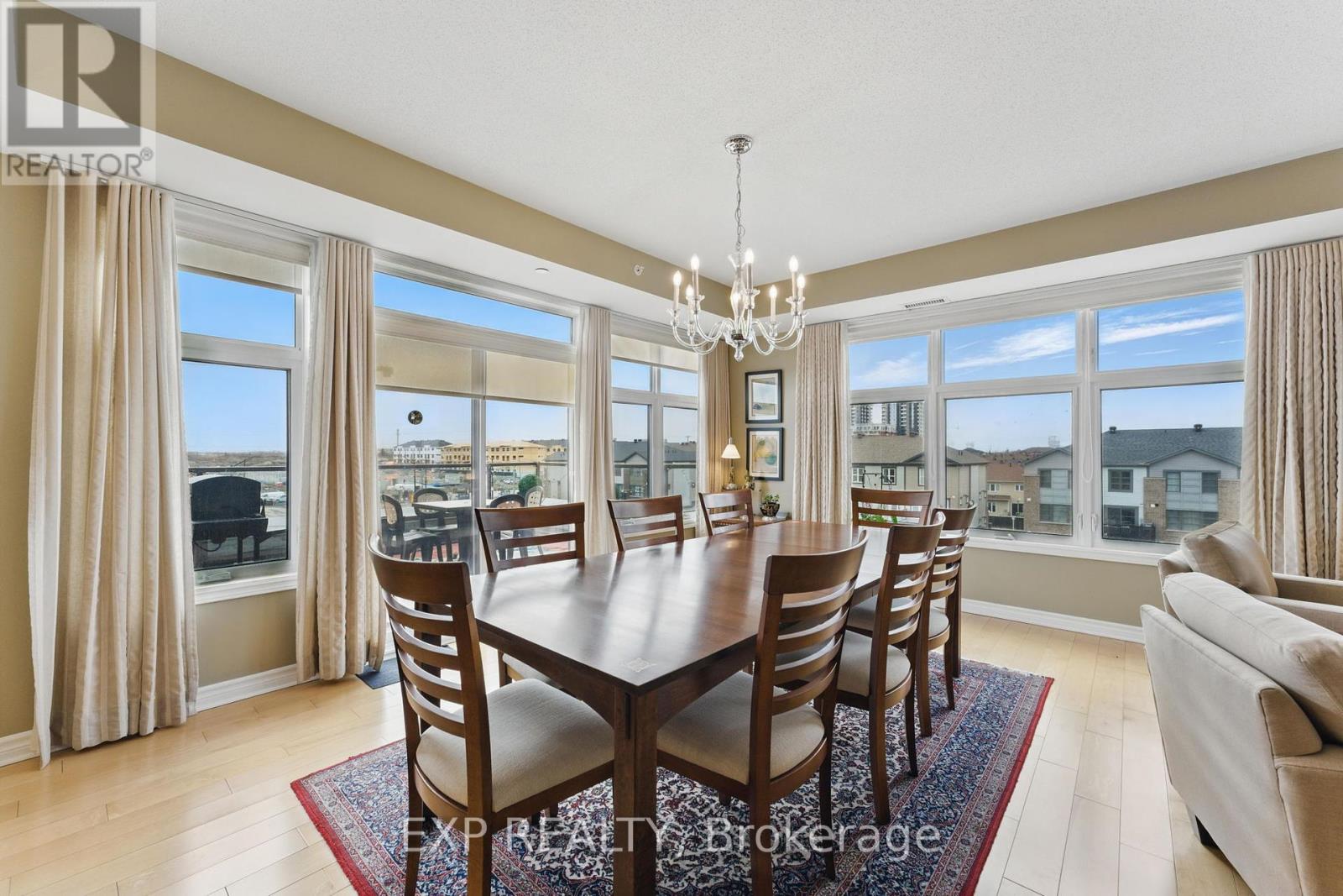 402 - 760 CHAPMAN MILLS DRIVE