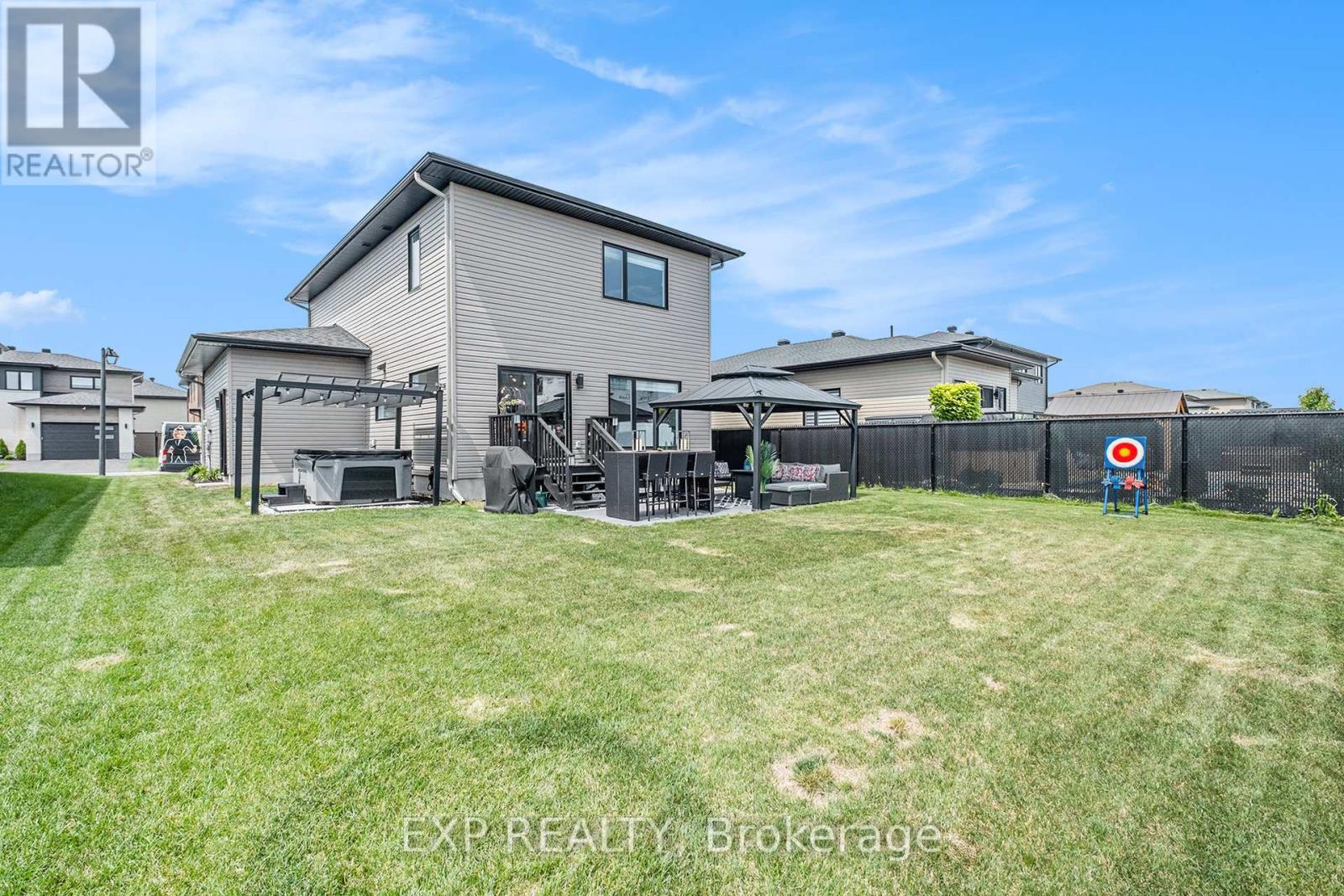 1308 DIAMOND STREET