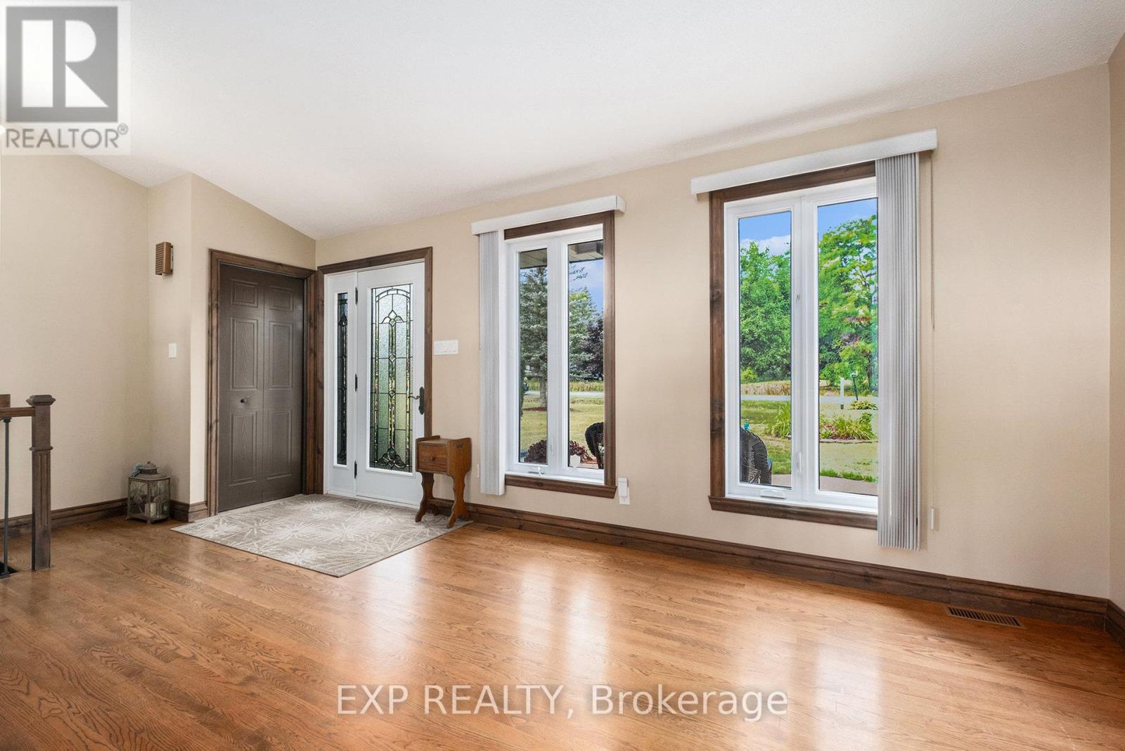 16 LANDRIAULT AVENUE