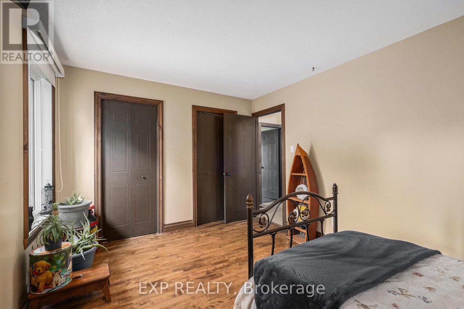 16 LANDRIAULT AVENUE