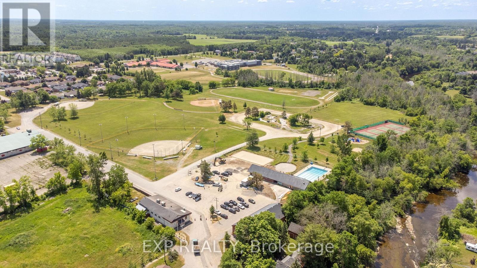 14-16 CLOTHIER STREET W