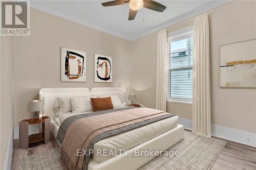 14-16 CLOTHIER STREET W