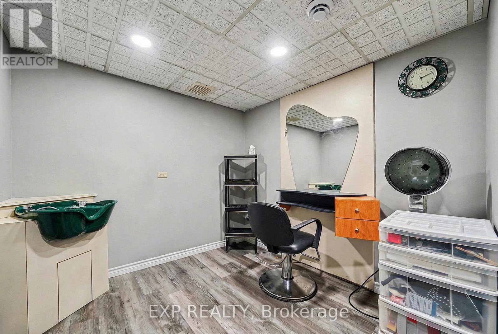 100 - 1145 D'ERABLE PLACE