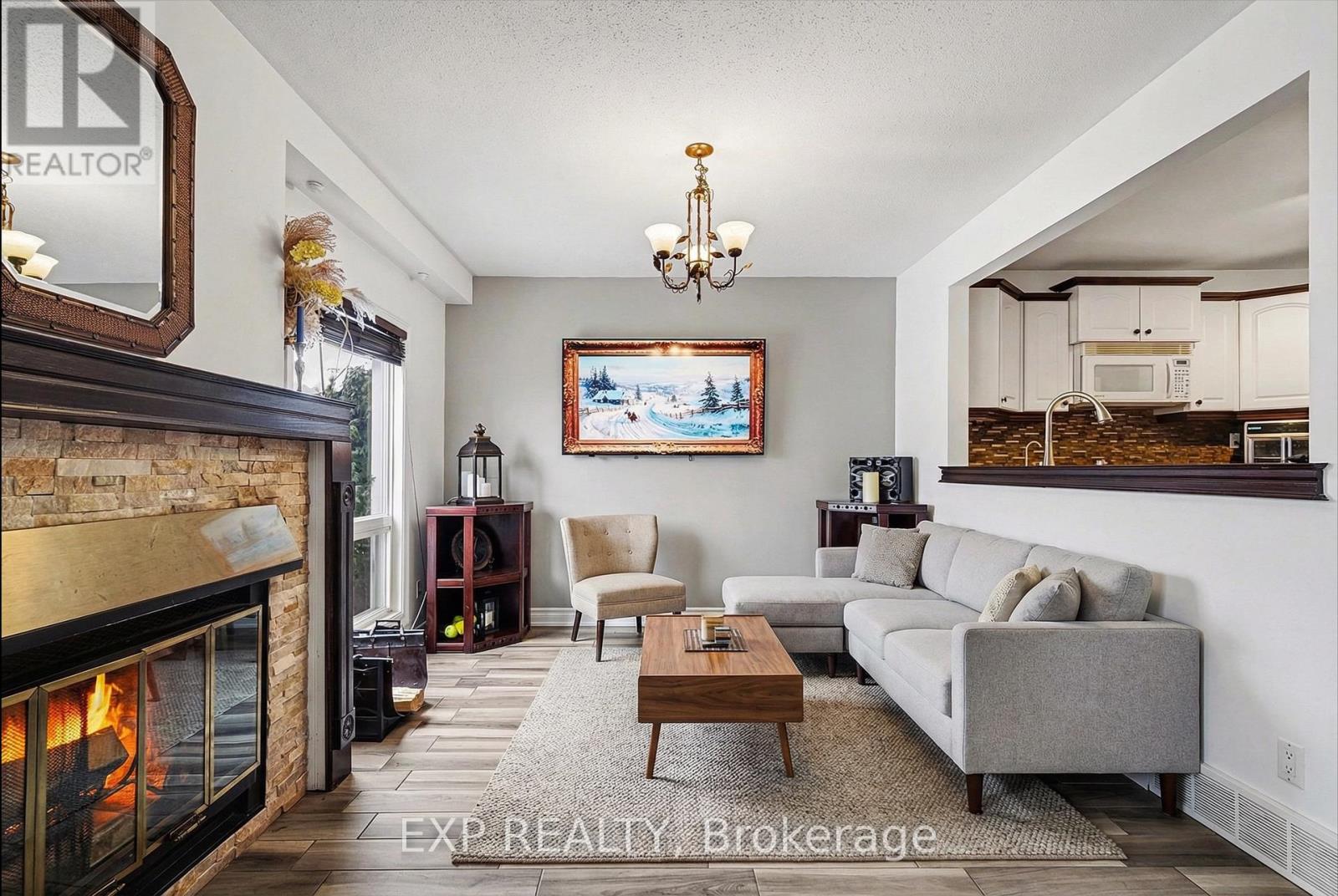 100 - 1145 D'ERABLE PLACE