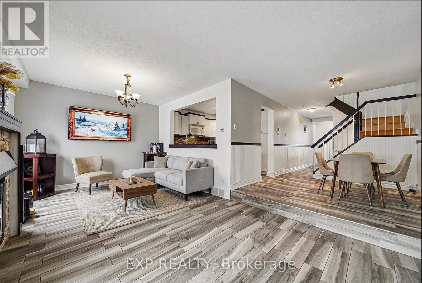 100 - 1145 D'ERABLE PLACE