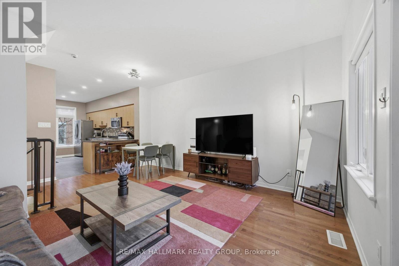 5 - 795 MONTREAL ROAD