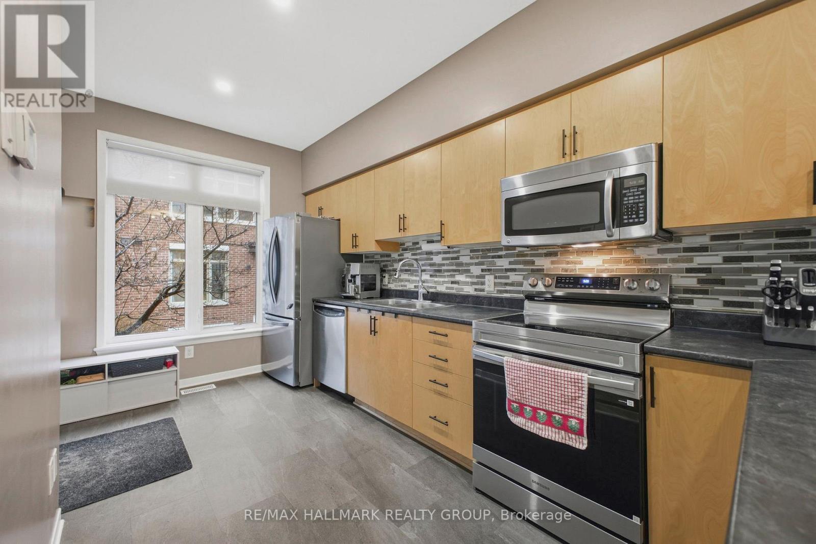 5 - 795 MONTREAL ROAD