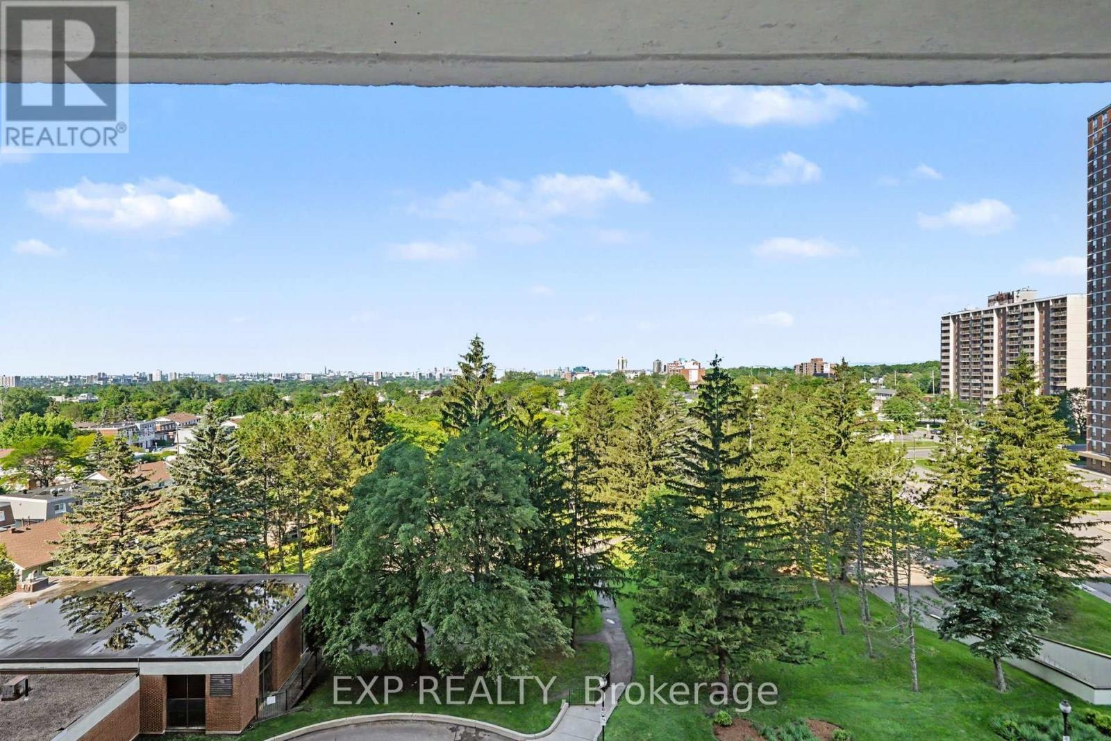 802 - 665 BATHGATE DRIVE