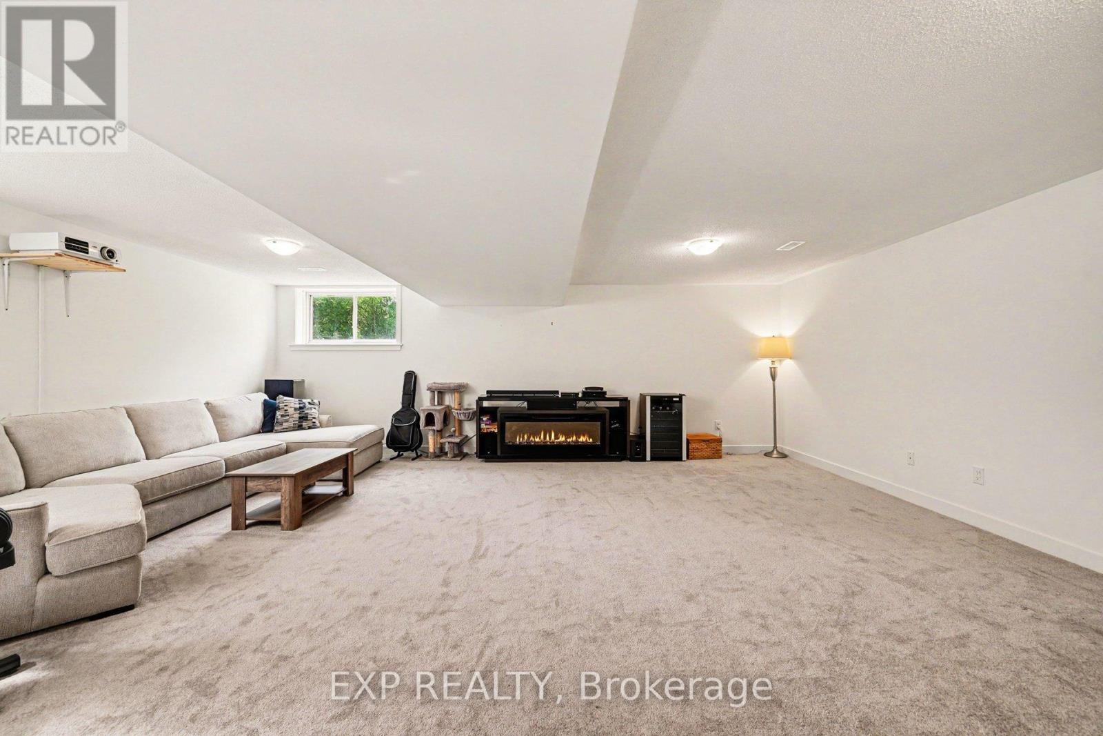 41 NETTLE CRESCENT