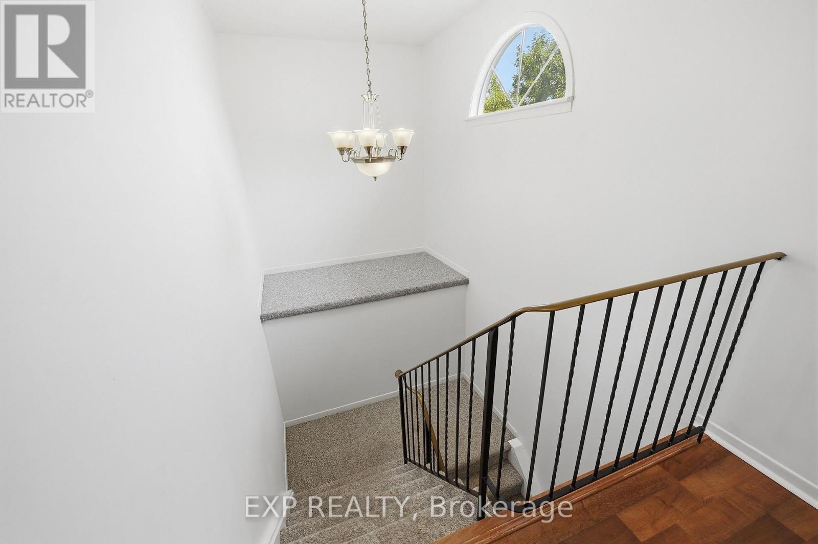 793 LITTLESTONE CRESCENT