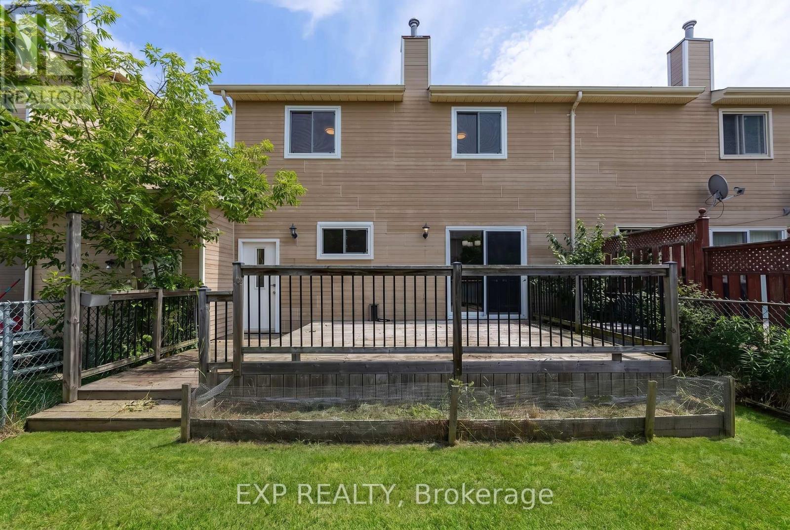 793 LITTLESTONE CRESCENT
