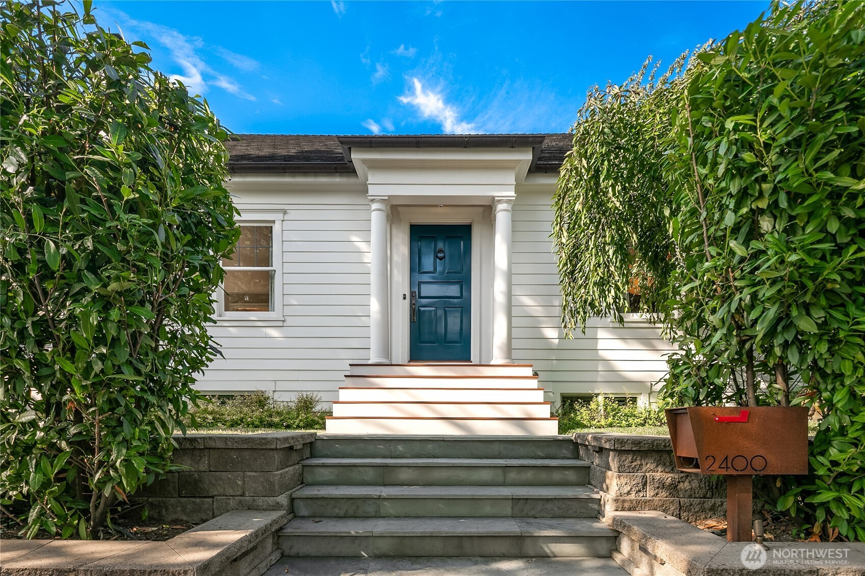 2400 E Louisa Street