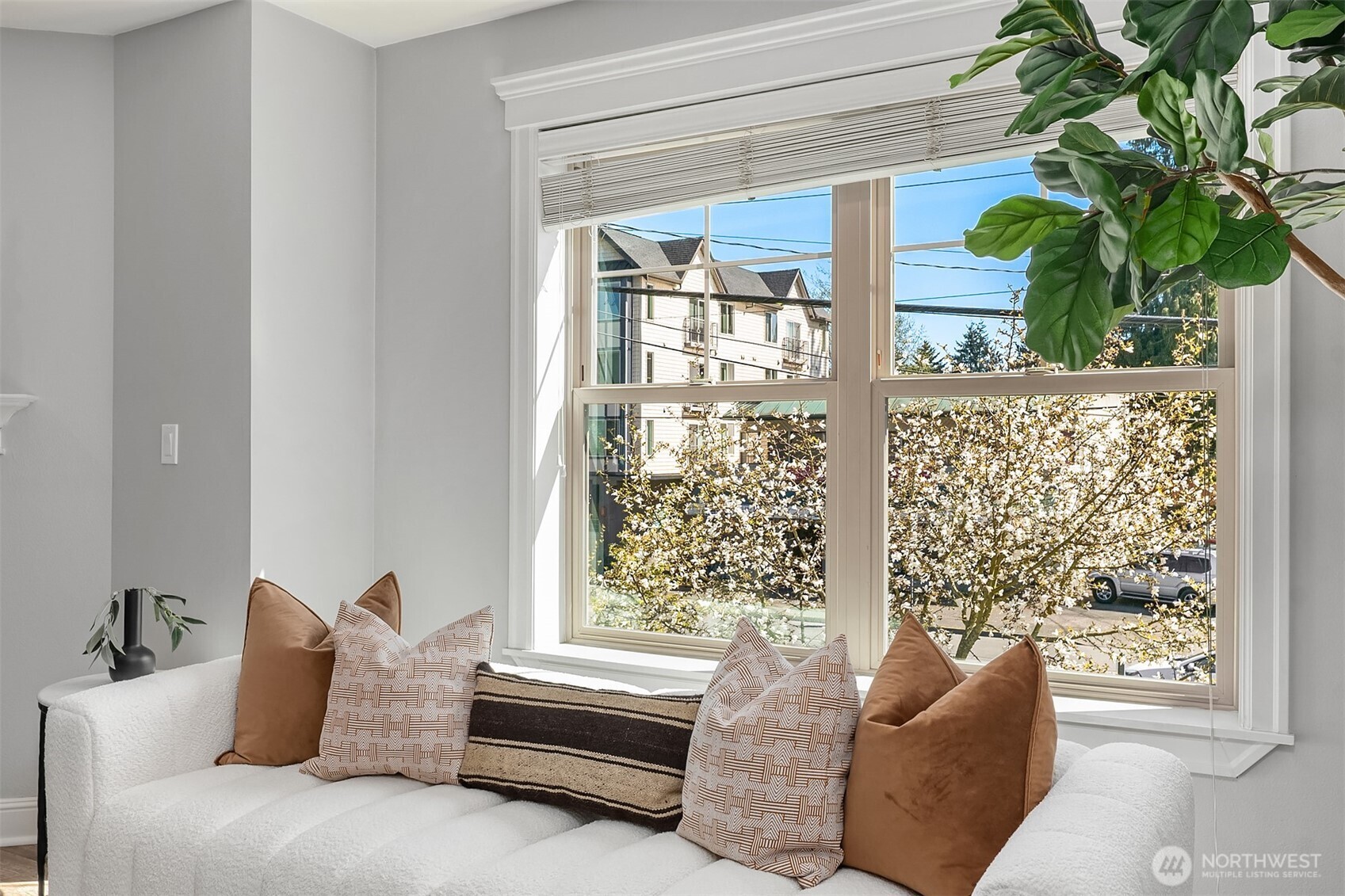 3150 W Government Way Unit: 209